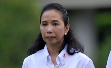 Komentar Menteri Rini Sumarno soal Menteri Hina Presiden