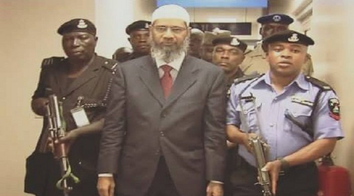 Dakwah Di Wilayah Gangster Besar dan Di Ancam Di Bunuh Dr. Zakir Naik Tidak Gentar Dan Pantang Mundur